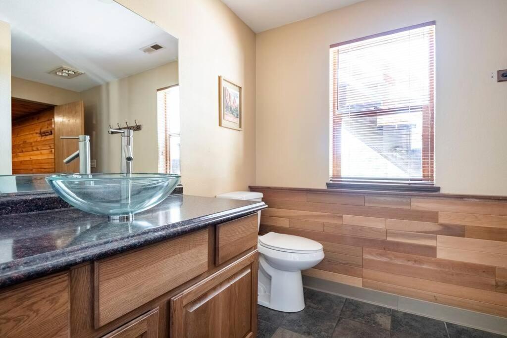 Private Hot Tub Overlooking Pikes Peak Woodland Park Exterior foto